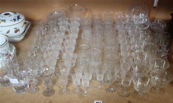 Qty of mixed etched glassware